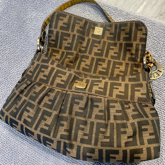 Authentic Fendi Baguette!! 💯 % - Picture 6 of 14